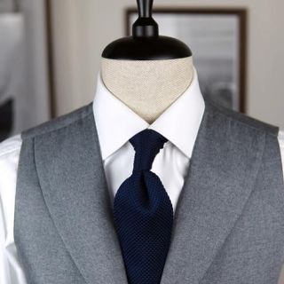 Kombinuj a bav se Proč si nevybrat vše? Kravata, motýlek, ozdoba do klopy a kapesníček. Kombinuj je a vytvoř si svůj...